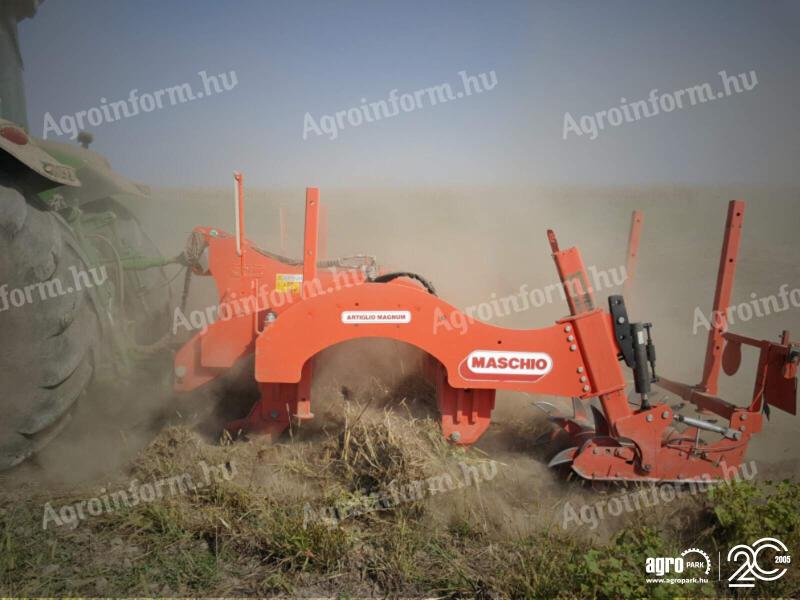ÚJ Maschio Gaspardo Artiglio Magnum 400/9 9 késes, 4 m széles, 70 cm munkamélységű talajlazító