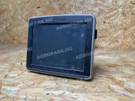 John Deere GS3 2630 kijelző AutoTrac és SectionControl aktivációkkal. 26 cm-es érintőképernyős színes monitor, automata kormányzás és szakaszvezérlés aktivációkkal