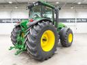 John Deere 8430 (6300 üzemóra) 16/5 Powershift 40 km/h, rugózott híd, Active Seat, ISOBUS, 900/60R42
