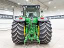 John Deere 8430 (6300 üzemóra) 16/5 Powershift 40 km/h, rugózott híd, Active Seat, ISOBUS, 900/60R42