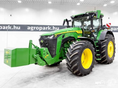 John Deere 8R 410 (241 üzemórás) e23 Powershift 50 km/h, rugózott híd, rugózott fülke, SF7500 AutoTrac, G5 Plus, légfék, Michelin, 318 L szivattyú