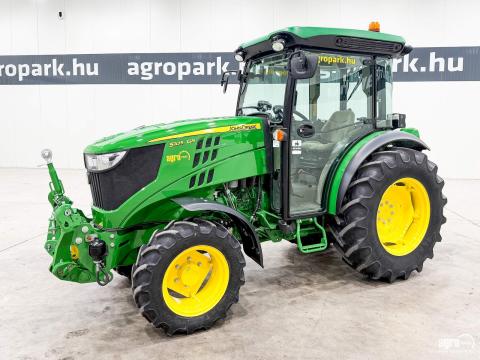 John Deere 5105GN (2182 üzemóra) 24/12 elektrohidraulikus Hi-Lo váltó, 40 km/h, keskeny fülke, fronthidraulika, frontkardán