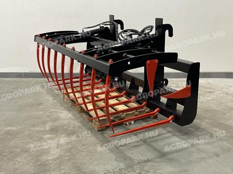 240 cm széles hidraulikus trágyavilla. JCB Q Fit felfogatással, 2 munkahengerrel, cserélhető tüskékkel 240 cm széles hidraulikus trágyavilla. JCB Q Fit felfogatással, 2 munkahengerrel, cserélhető tüskékkel