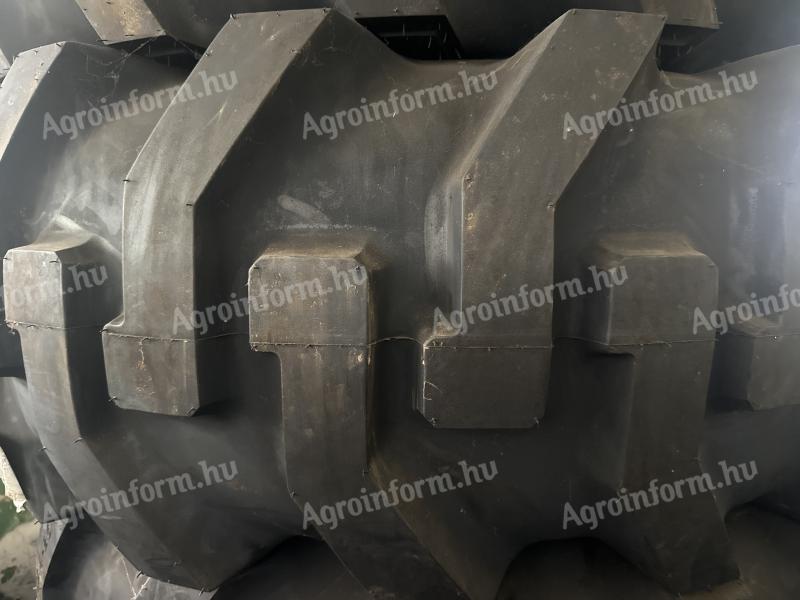 18,4 -26 Goodyear Sure Grip Industrial Tractor R-4 14PR