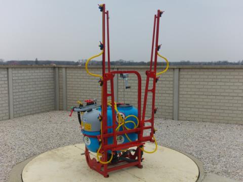 Permetező (Függesztett, 200 literes, univerzális kerettel)  Permetező (Függesztett, 200 literes, univerzális kerettel)