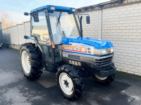 Iseki TG43F Cabin japán kistraktor Iseki TG43F Cabin japán kistraktor