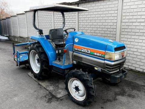 Iseki TG253 japán kistraktor Iseki TG253 japán kistraktor