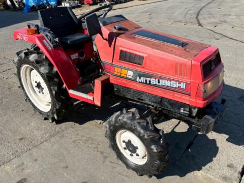 Mitsubishi MT18D japán kistraktor