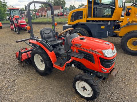 Kubota JB13X japán kistraktor