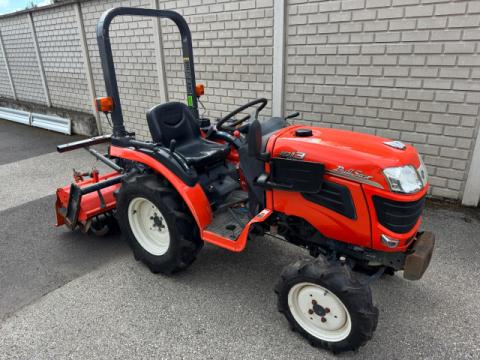 Kubota JB13X Extra japán kistraktor Kubota JB13X Extra japán kistraktor