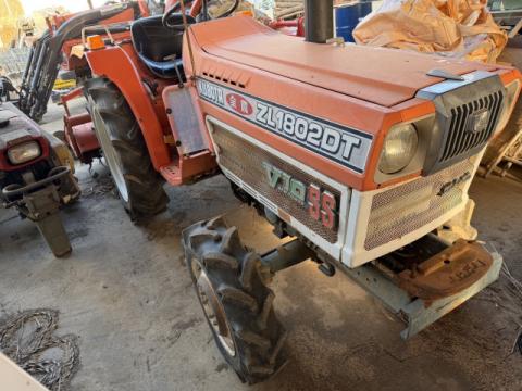 Kubota L1802DT japán kistraktor Kubota L1802DT japán kistraktor