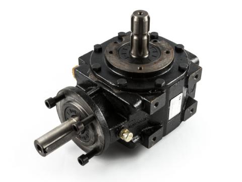 Szárzúzó hajtómű Geo EFGC sorozatú szárzúzókhoz (L1:2,9 szabadonfutós) Szárzúzó hajtómű Geo EFGC sorozatú szárzúzókhoz (L1:2,9 szabadonfutós)