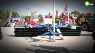 Megoldások az aszályra és a kukorica betakarítására - Szegána, KWS és Sato-Gép Bábolnán