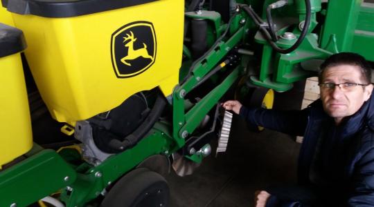 Három John Deere szemenkénti vetőgép, 15 évnyi tapasztalat, egy vélemény