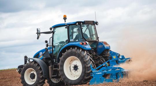 Új motor a New Holland TD4F és T5 traktorszériában