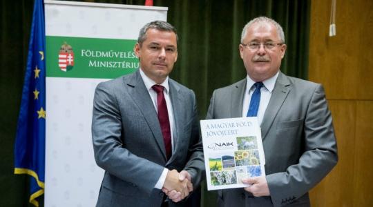 Bepillantást nyerhet a magyar agrárkutatásokba