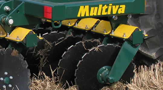 Multiva talajmunkagépek kertészeti támogatással is