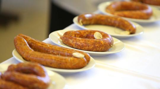Megnyitotta kapuit a Csabai Kolbászfesztivál