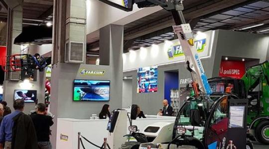 Teljesen elektromos meghajtású teleszkópos rakodógép 