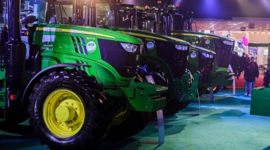 John Deere, KONGSKILDE, RAUCH gépújdonságok és rengeteg hasznos szolgáltatás
