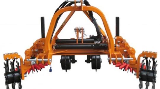 BERTI Ecorow mechanikus gyomirtó – Gyakorlati gépbemutató – Gyöngyös