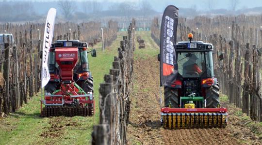 Új technológia a szőlő- és gyümölcsültetvényekben – Szekszárd