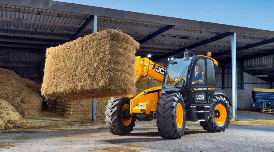 A JCB új, nagyobb teherbírású teleszkóposrakodó-generációt mutatott be