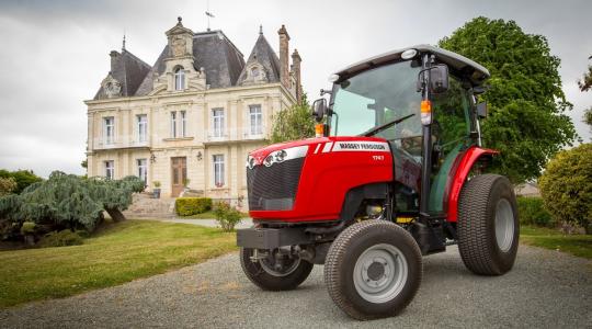 MÁR ELÉRHETŐ! MASSEY FERGUSON 1700 – a prémium kompakt