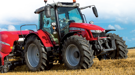 Massey Ferguson 5711 S –  110 lóerős, rugózott hidas prémium traktor eddig soha nem látott áron!