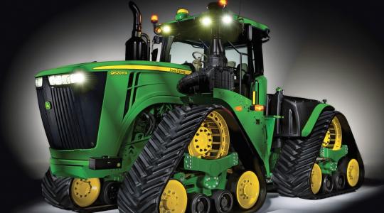 Egy ilyen traktort nézni is gyönyörűség – a John Deere legnagyobb erőgépe!
