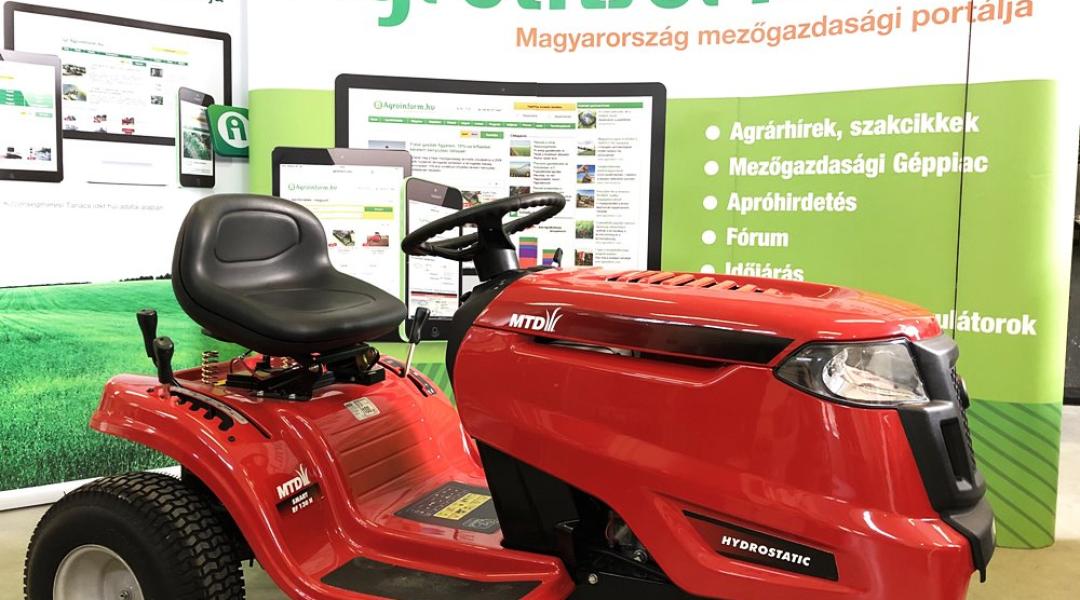 Ilyen könnyen még senki nem jutott fűnyírótraktorhoz