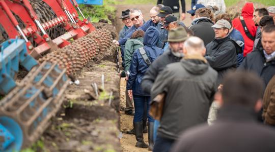 Gépek 9300 négyzetméteren, 150 kiállító, 20 ezer látogató – III. NAK Szántóföldi Napok és AgrárgépShow