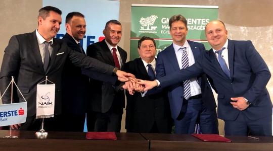 A GMO-mentes Magyarországért Egyesülettel kötött partnerséget a NAIK 