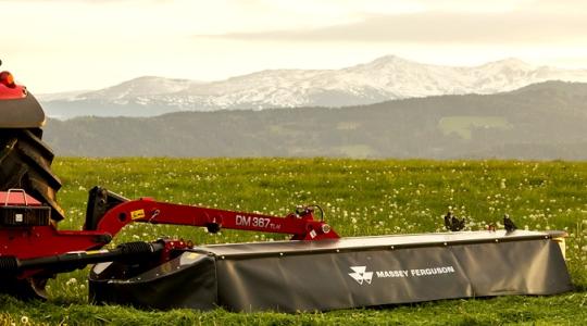 Ismerje meg a Massey Ferguson prémium szálastakarmány kínálatát! 1. rész: tárcsás kaszák az 5 tárcsástól egészen a pillangó kombinációig