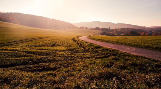 Napsütéses tavaszi idő, de csak átmenetileg