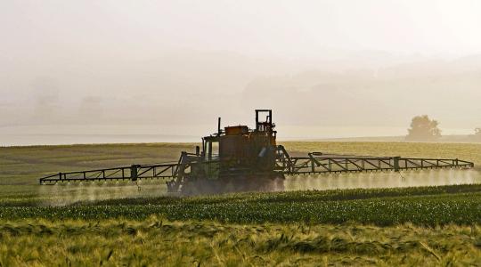 A francia agrárminiszter helyteleníti a glifozát betiltását