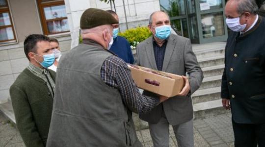 Így hálálták meg az egészségügyi dolgozók munkáját