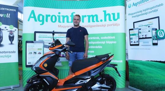 Az Agroinformon hirdetett, elektromos robogót nyert a borsodi gazda