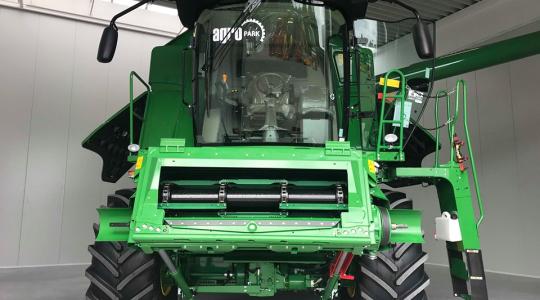 New Holland traktorok és kombájnok várnak rád Baján!
