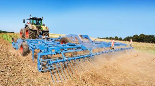 Új hibrid kultivátor, megújult vetőgépek – sok meglepetést tartogat a Lemken 