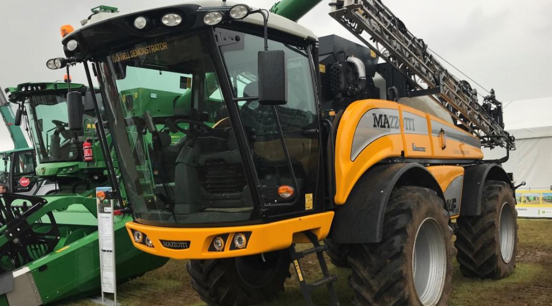 Mazzotti önjáró permetezők John Deere „szívvel”