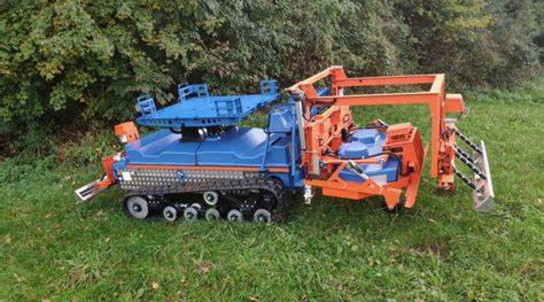 Az igen! Bámulatos ültetvényes robot a szomszédból