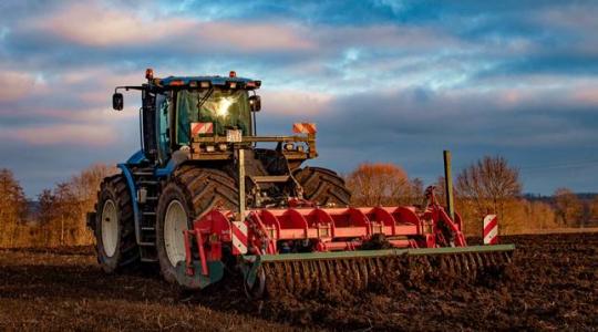 Talajművelés, dróntechnológia, energianövények – mi mindennel foglalkozik a Növénytermesztési-tudományok Intézet? 