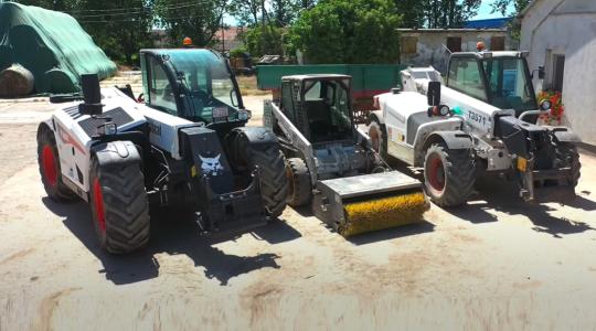 Követ tör, bálát hord, zsákot emel, terményt tol... Igen, ez egy Bobcat rakodógép! – Videó Követ tör, bálát hord, zsákot emel, terményt tol... Igen, ez egy Bobcat rakodógép! – Videó