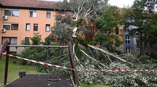 Egy évtizede nem okoztak ekkora pusztítást a viharok