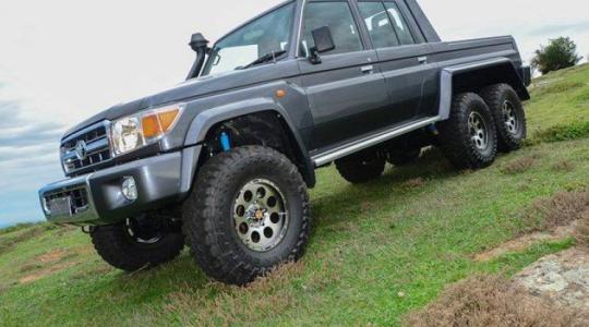 Igazi ausztrál 6x6-os pick-up specialitások