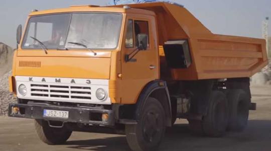 Kamaz teherautó: némi felújítás után még mindig jól teljesít