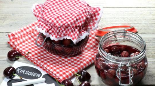 Így időzítsd a vitaminbombádat! Vitaminkímélő módszerek befőzéshez