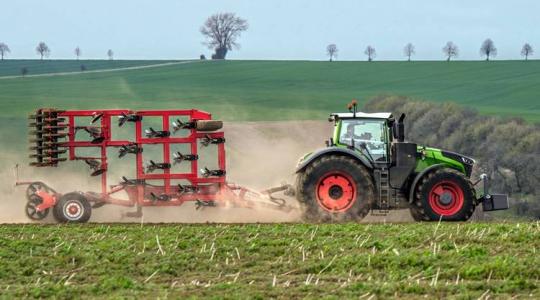A Fendt öntisztító légszűrője megnyerte a DLG ezüstérmét 