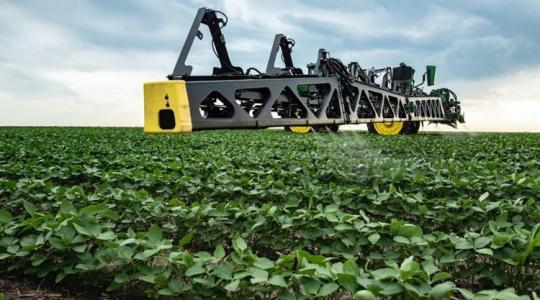 Ütős fejlesztésért kapott díjat a John Deere